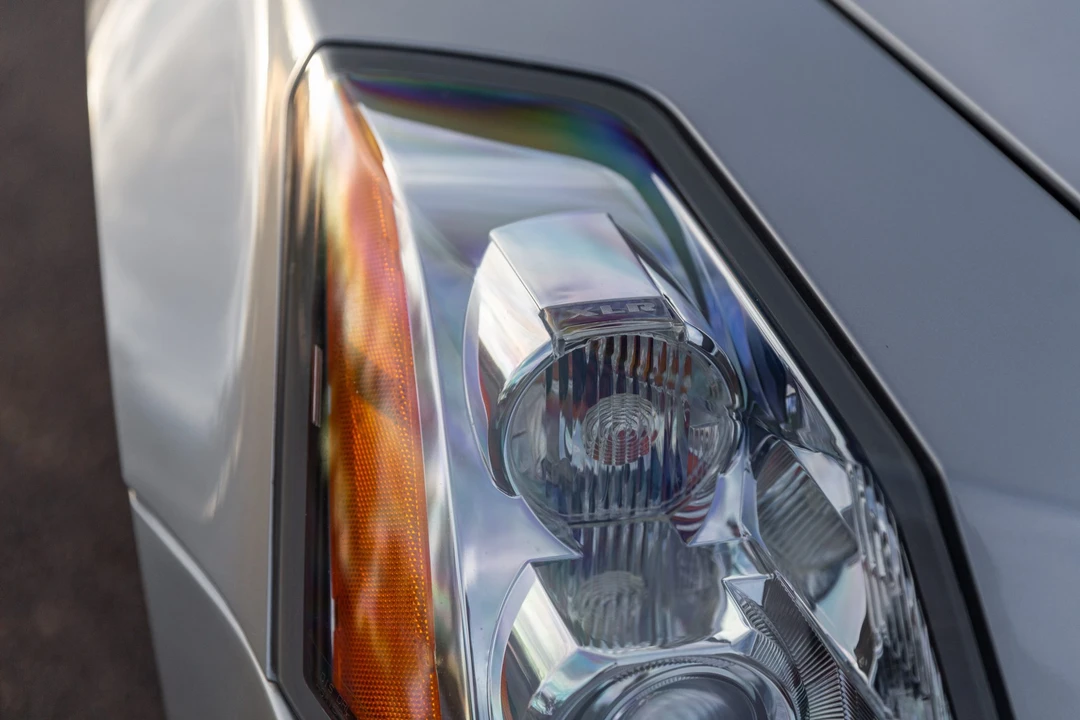 2007 Cadillac XLR-V - Image 19 of 31