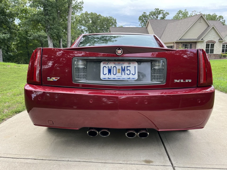 2007 Cadillac XLR-V - Image 20 of 31