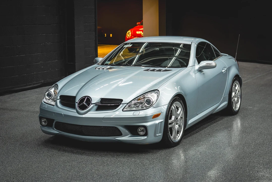 2007 Mercedes-Benz R171 SLK 55 AMG - Image 2 of 31
