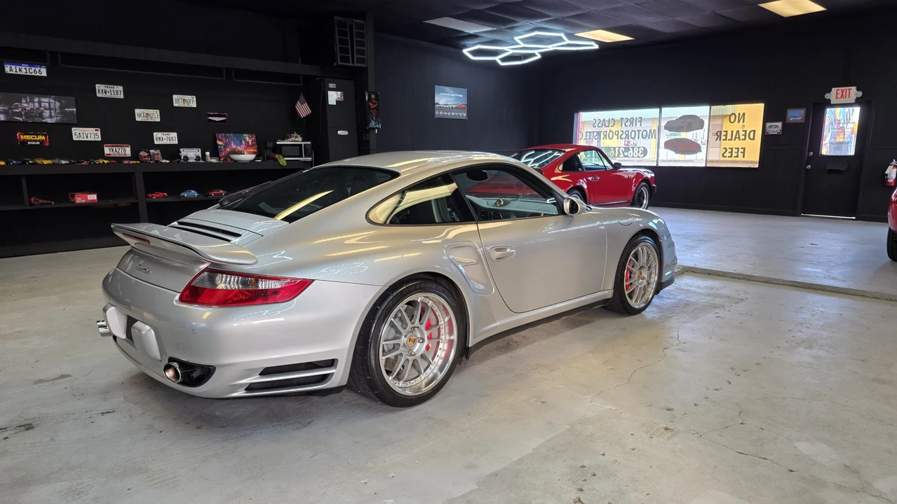 2007 Porsche 997 Turbo - Image 23 of 31