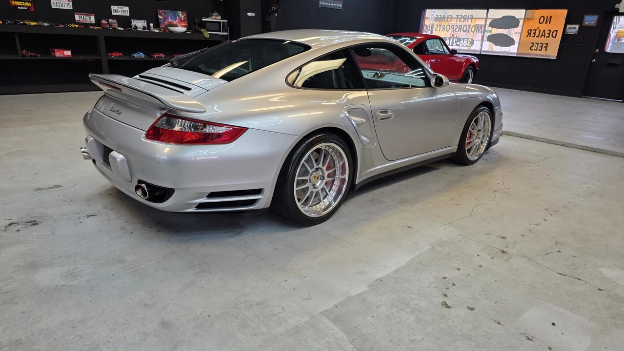 2007 Porsche 997 Turbo - Image 26 of 31