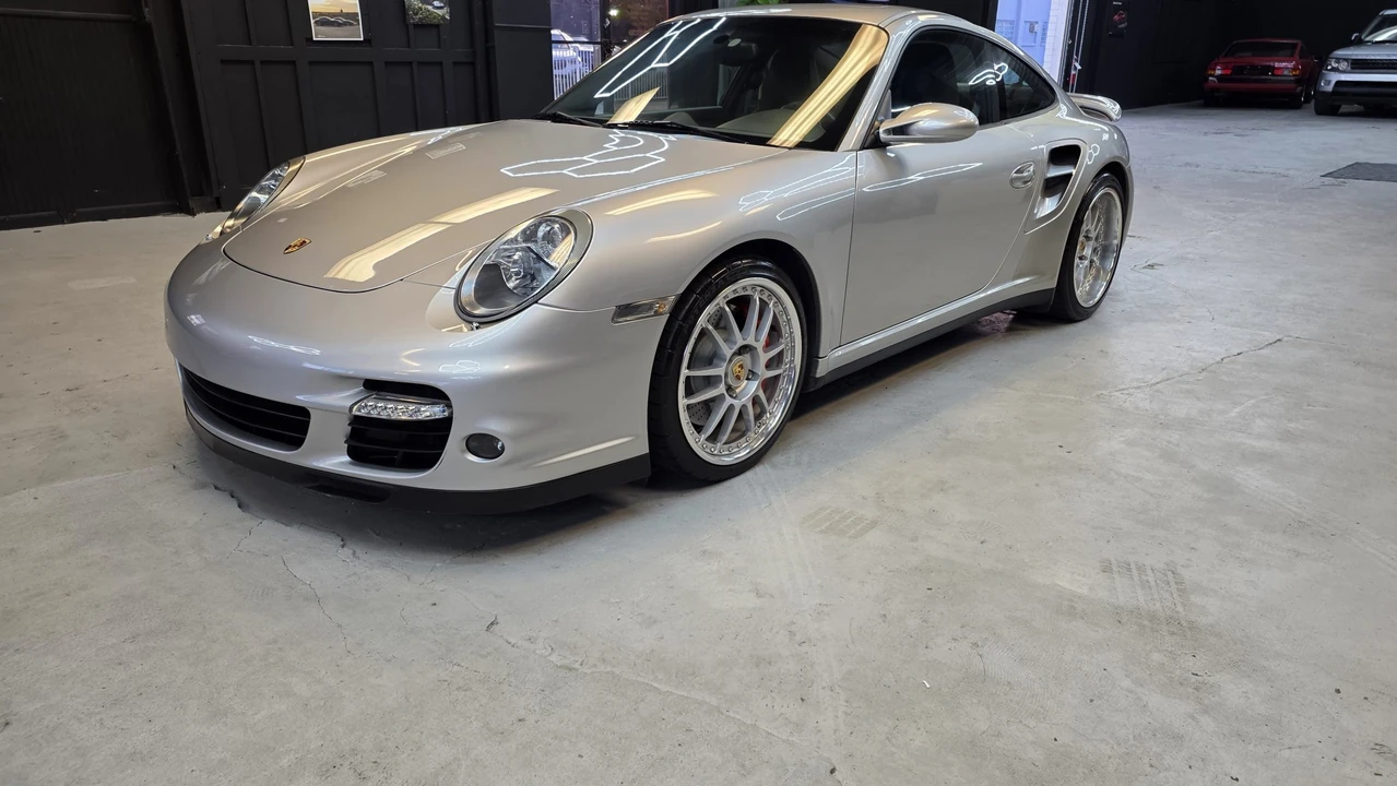 2007 Porsche 997 Turbo - Image 7 of 31