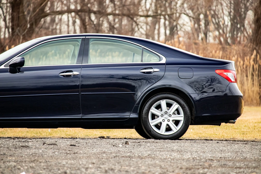 2008 Lexus ES 5th Gen - Image 27 of 31