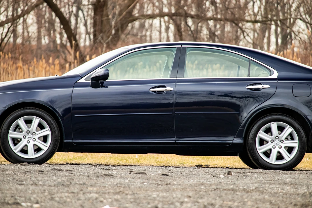2008 Lexus ES 5th Gen - Image 26 of 31