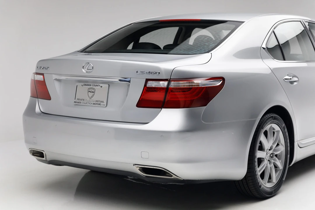 2008 Lexus LS 4th Gen - Image 21 of 31