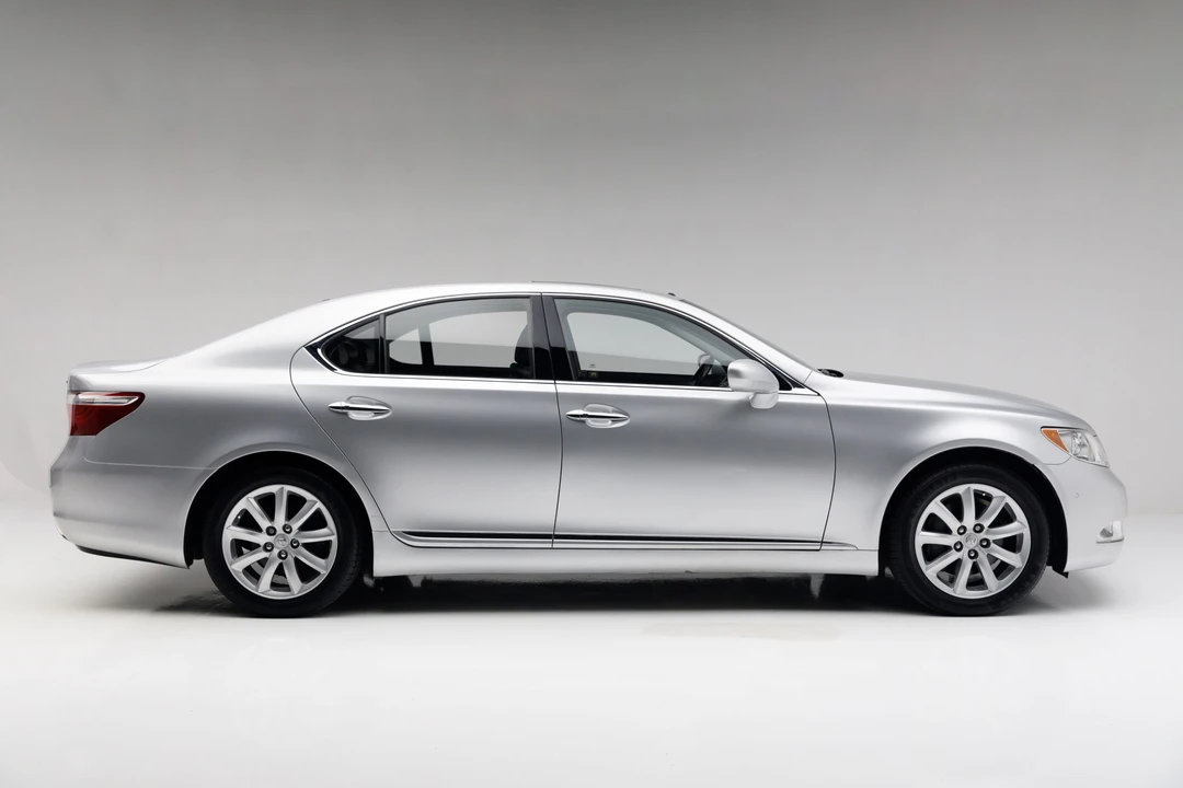 2008 Lexus LS 4th Gen - Image 6 of 31