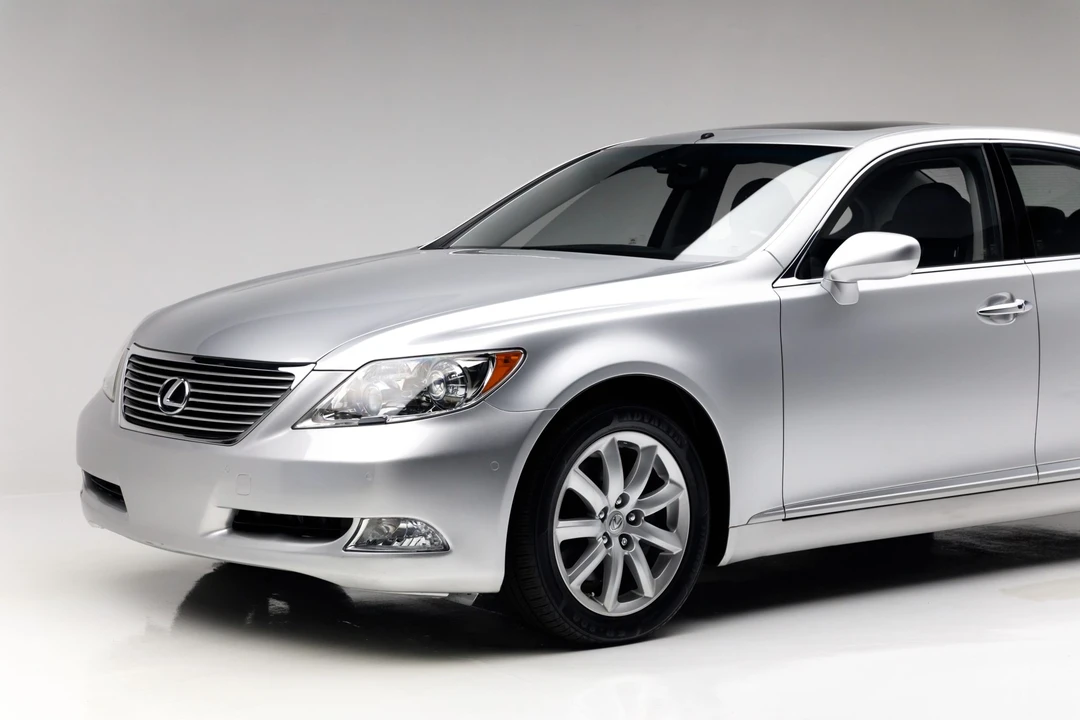 2008 Lexus LS 4th Gen - Image 18 of 31