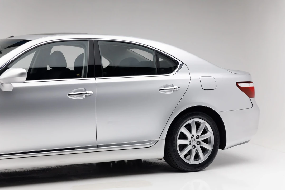 2008 Lexus LS 4th Gen - Image 20 of 31