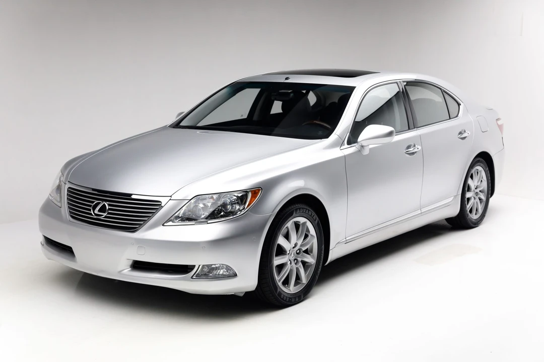 2008 Lexus LS 4th Gen - Image 3 of 31