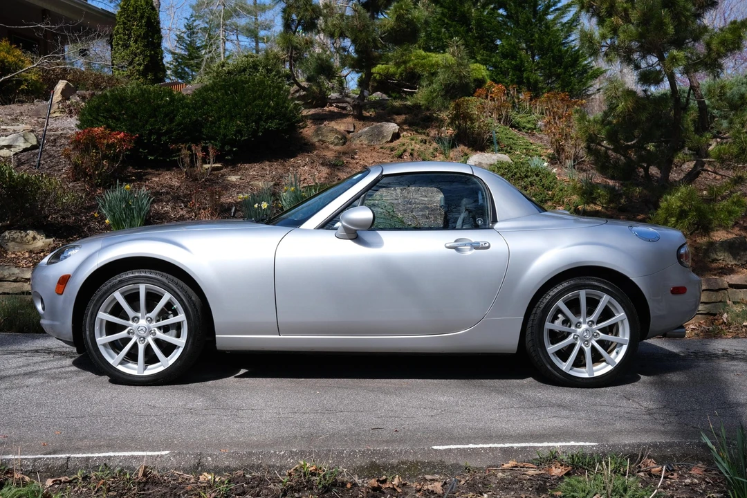 2008 Mazda NC MX-5 Miata - Image 4 of 31