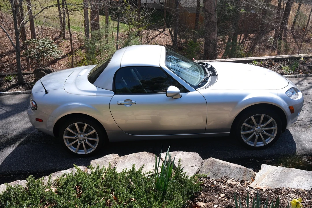2008 Mazda NC MX-5 Miata - Image 8 of 31