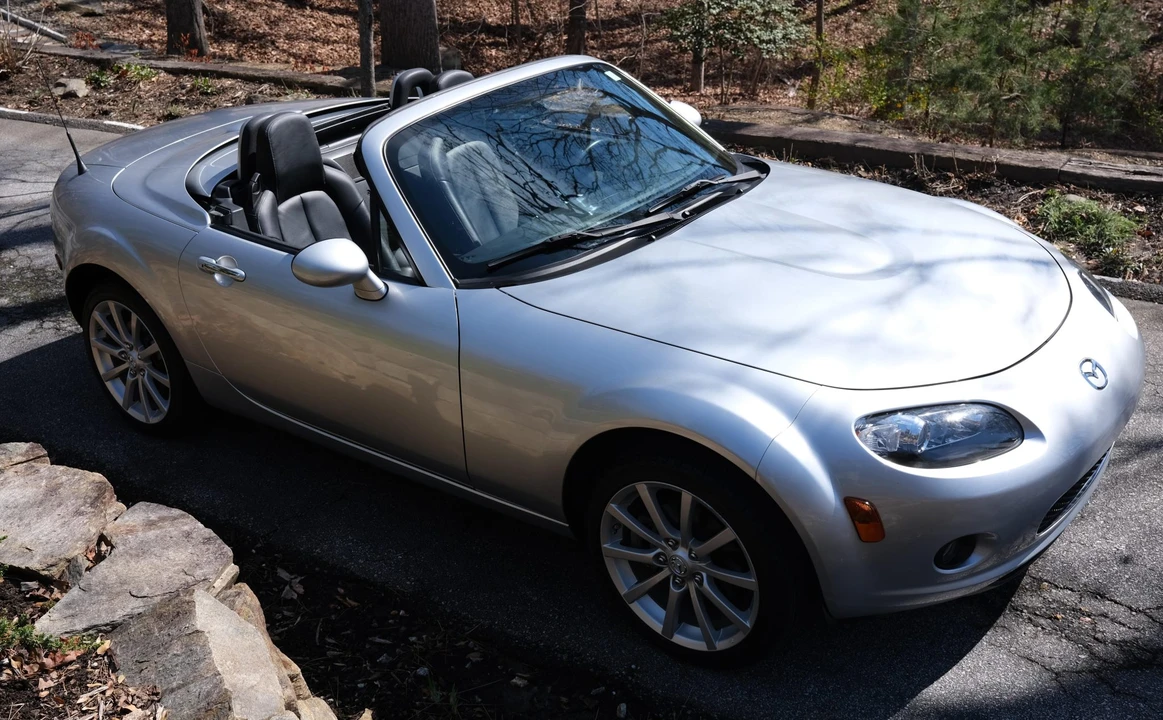 2008 Mazda NC MX-5 Miata - Image 11 of 31