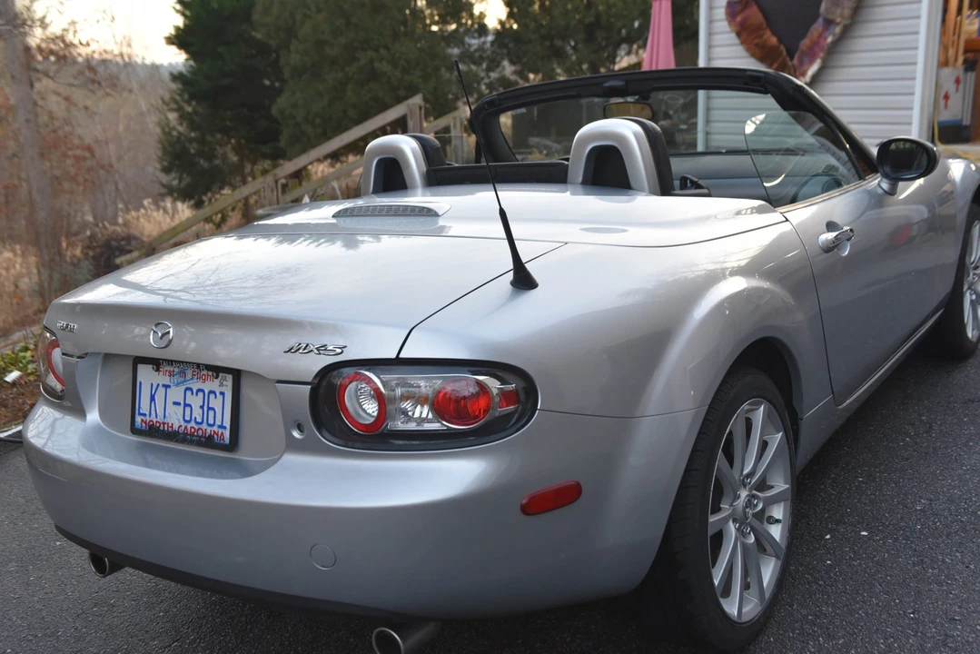 2008 Mazda NC MX-5 Miata - Image 20 of 31