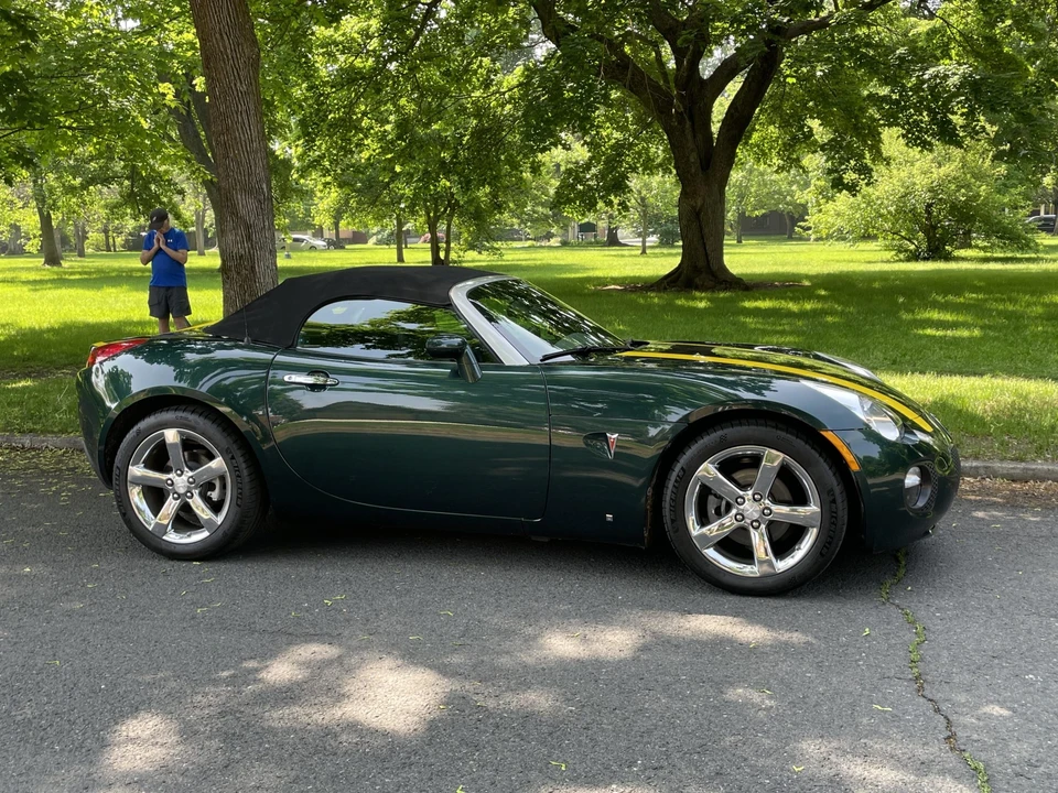 2008 Pontiac Solstice GXP - Image 20 of 31