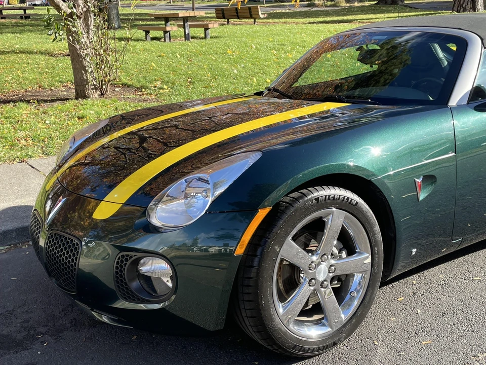 2008 Pontiac Solstice GXP - Image 28 of 31