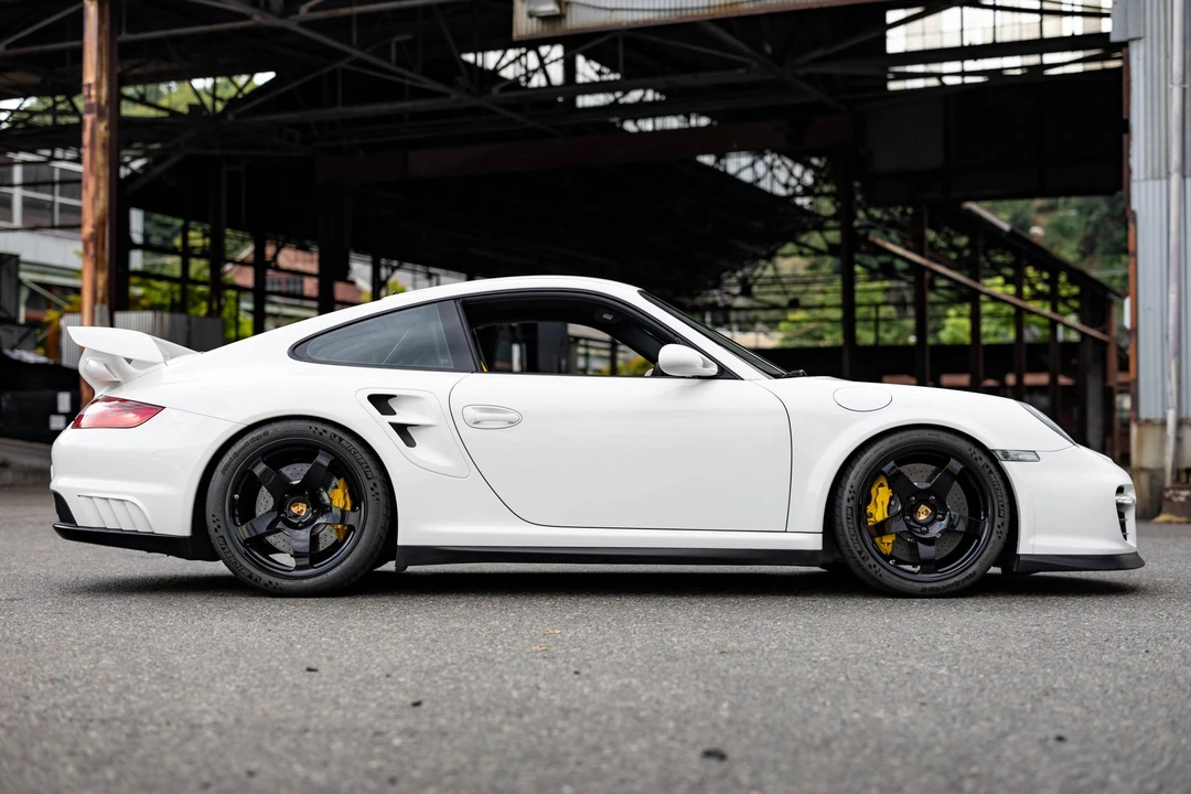 2008 Porsche 997 GT2 - Image 13 of 31