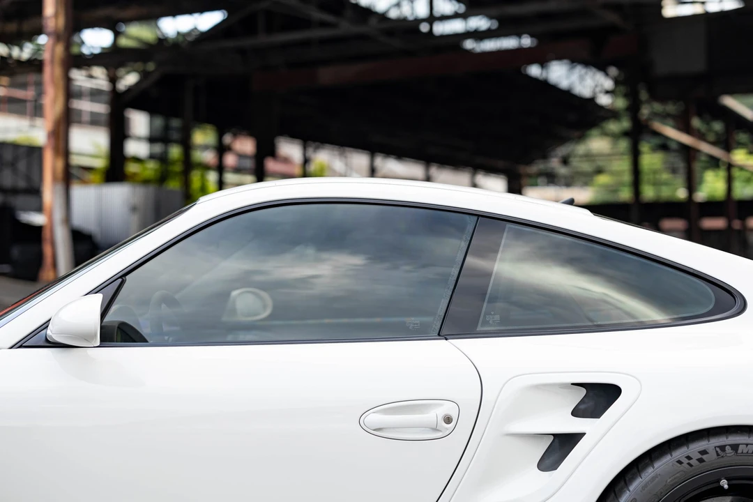 2008 Porsche 997 GT2 - Image 29 of 31