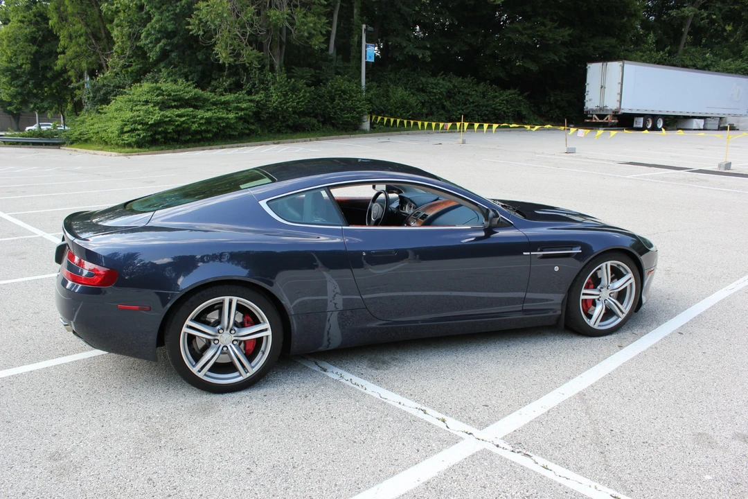 2009 Aston Martin DB9 - Image 12 of 31