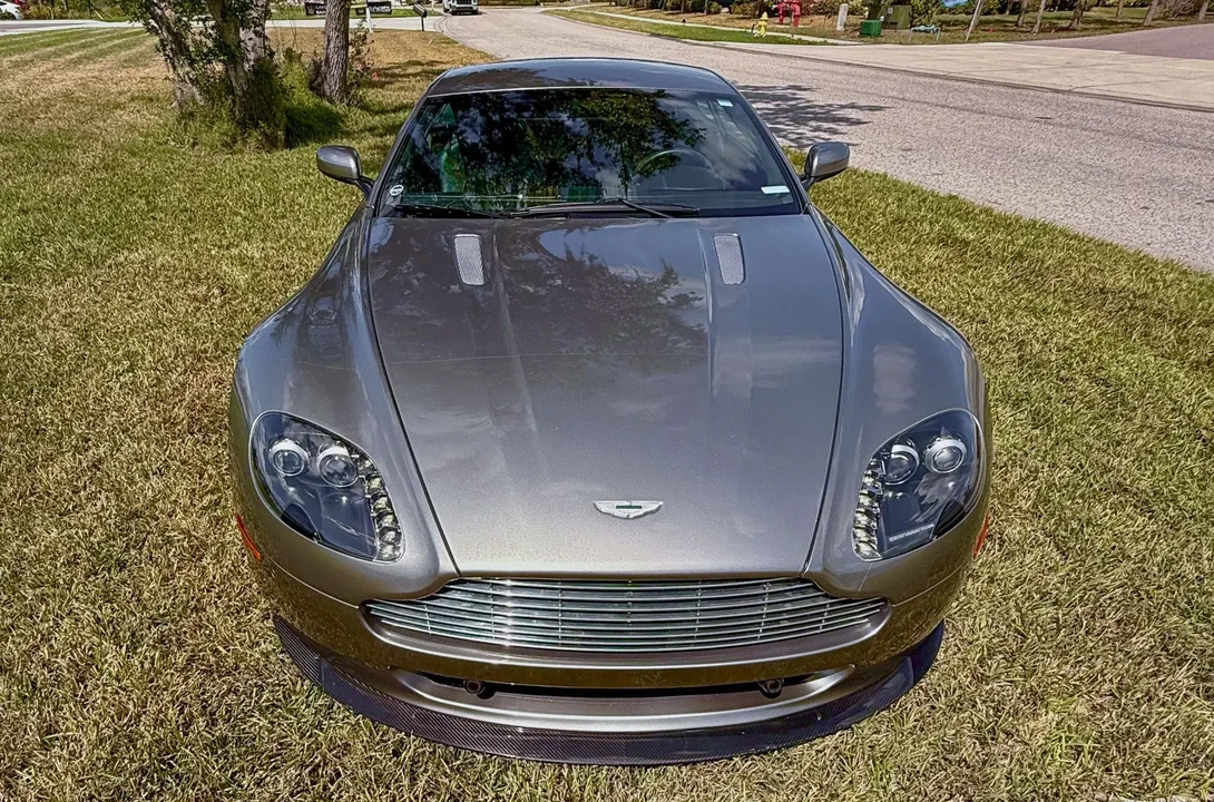 2009 Aston Martin V8 Vantage (2006-2017) - Image 2 of 6