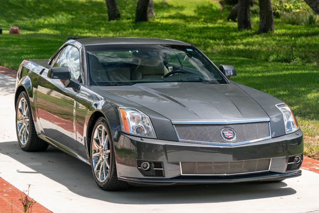 2009 Cadillac XLR-V - Image 26 of 31