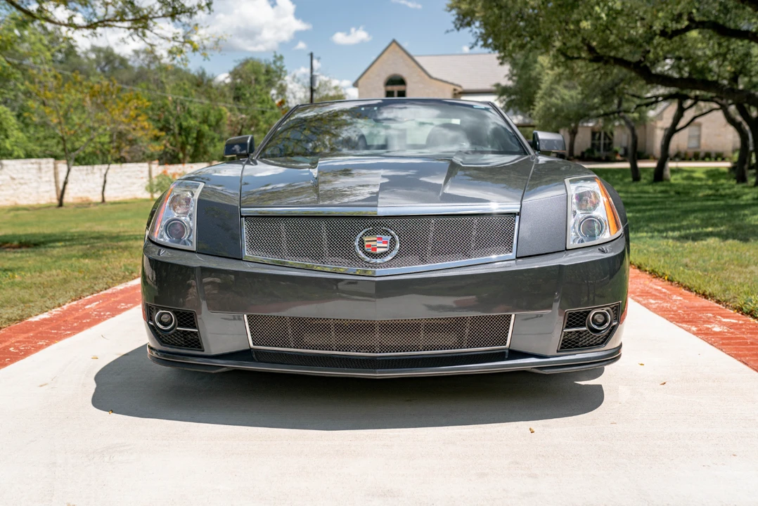 2009 Cadillac XLR-V - Image 29 of 31