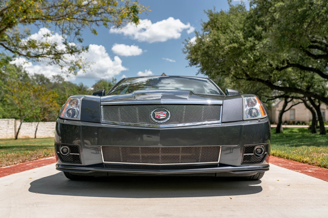 2009 Cadillac XLR-V - Image 30 of 31