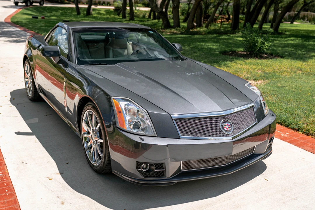 2009 Cadillac XLR-V - Image 27 of 31