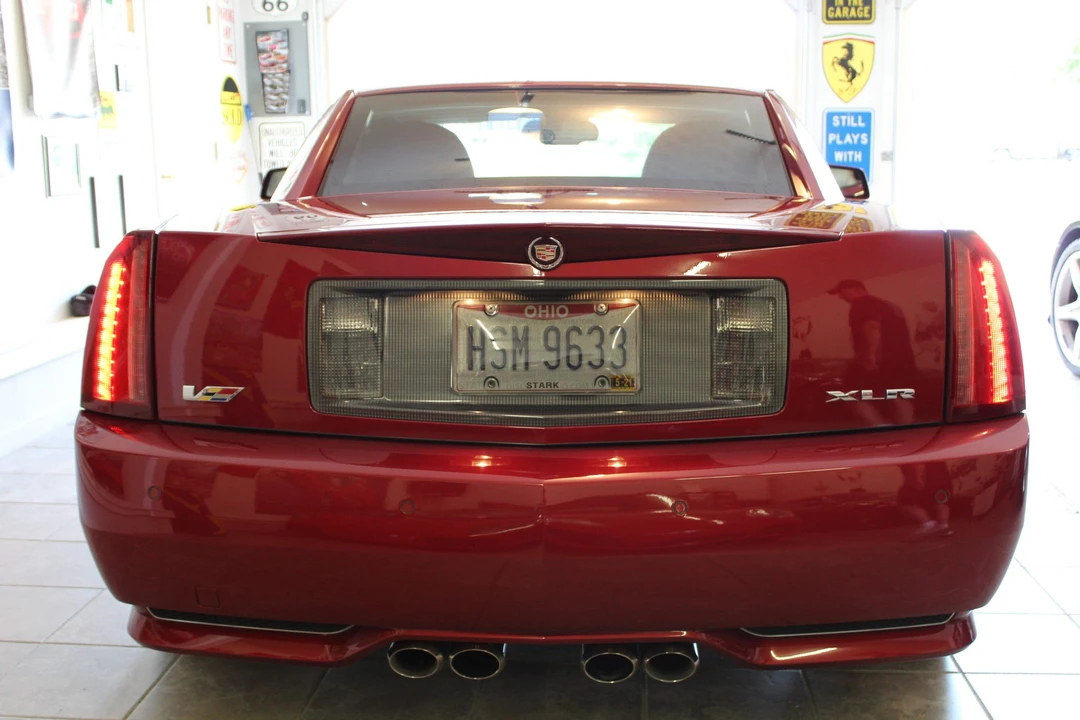 2009 Cadillac XLR-V - Image 19 of 31