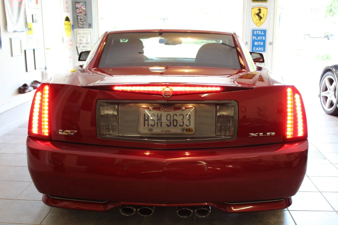 2009 Cadillac XLR-V - Image 20 of 31