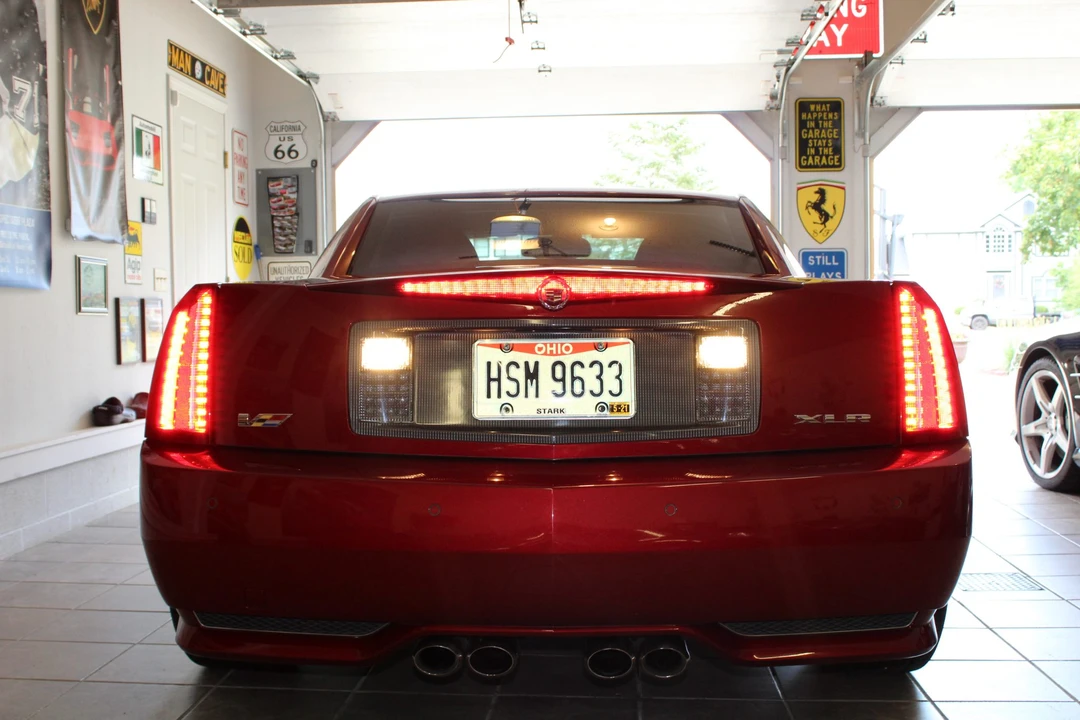 2009 Cadillac XLR-V - Image 21 of 31