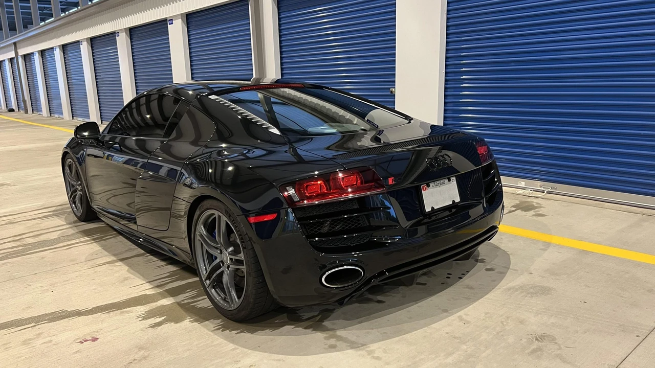 2010 Audi 42 R8 - Image 6 of 31