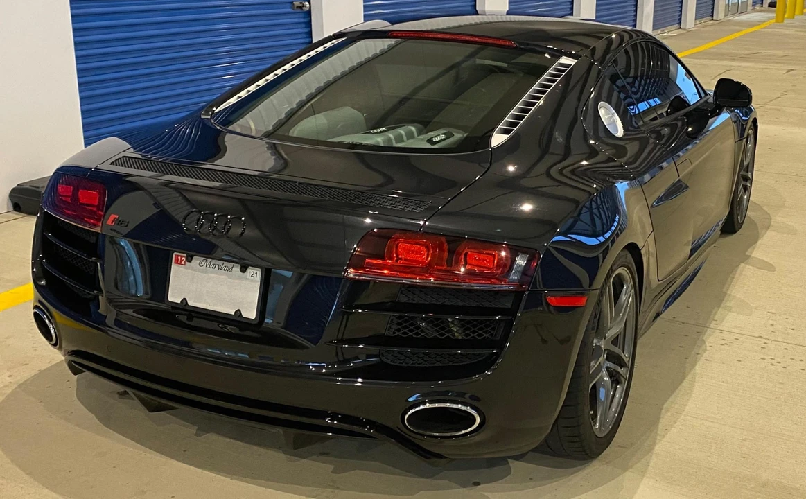 2010 Audi 42 R8 - Image 9 of 31
