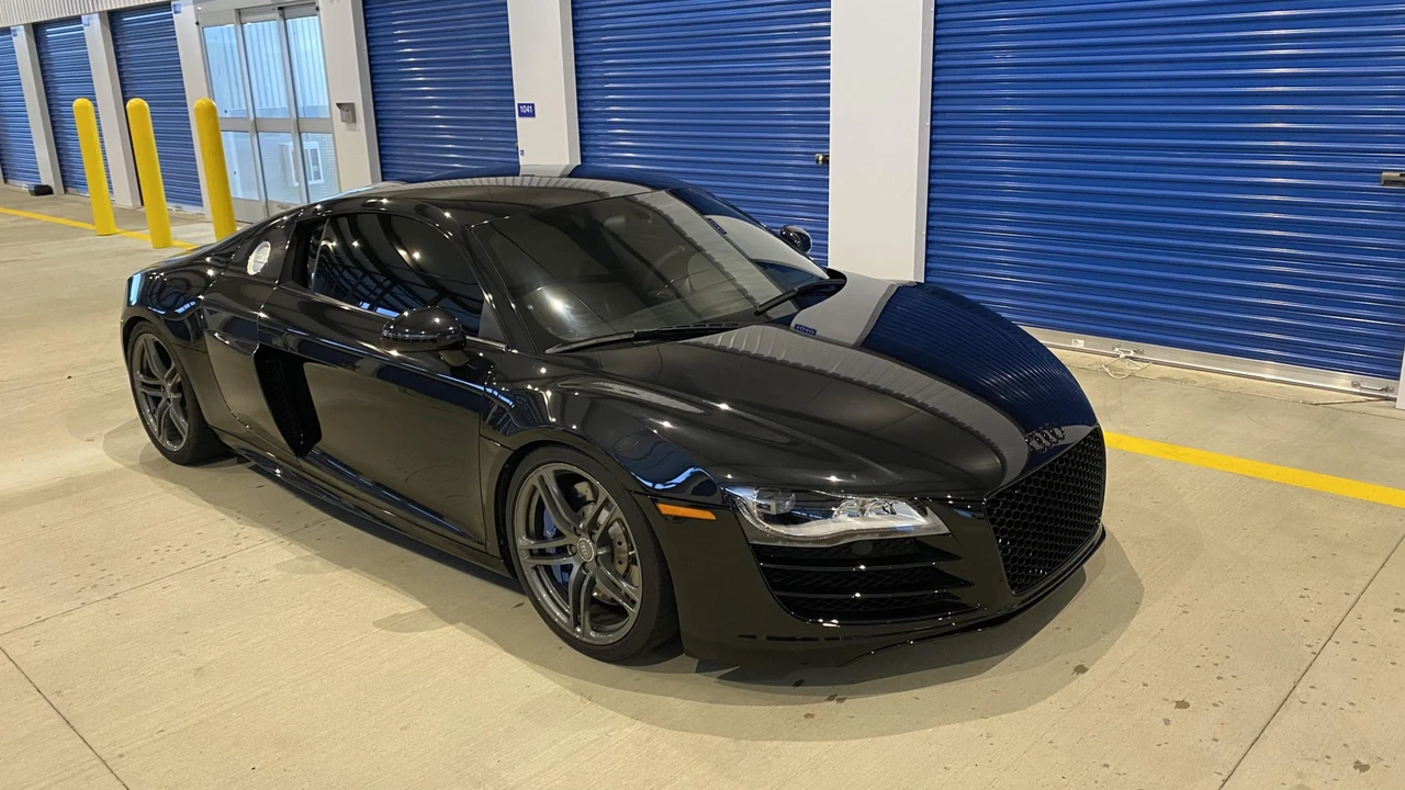 2010 Audi 42 R8 - Image 13 of 31