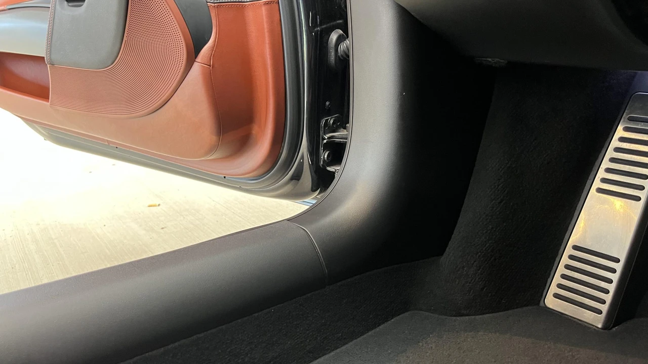 2010 Audi 42 R8 - Image 30 of 31