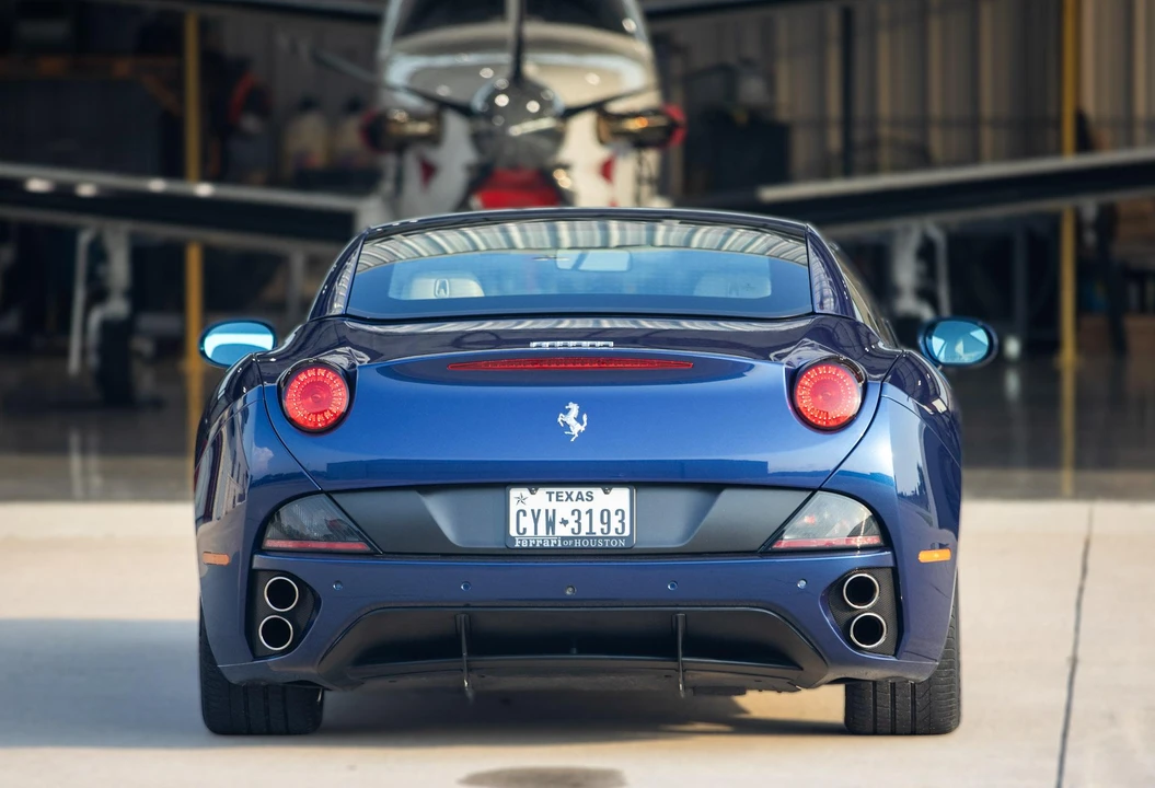 2010 Ferrari California - Image 5 of 31