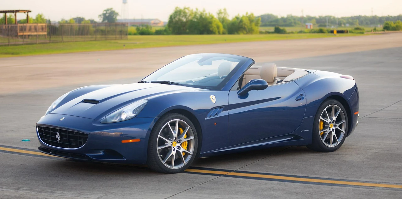 2010 Ferrari California - Image 14 of 31