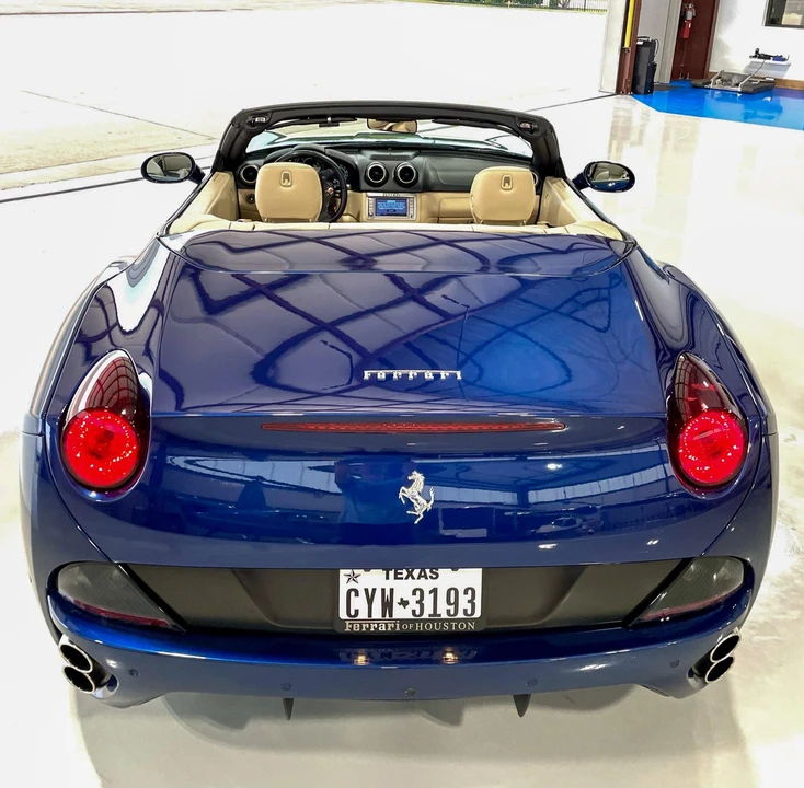 2010 Ferrari California - Image 31 of 31