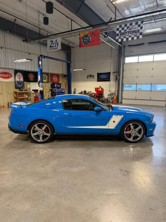 2010 Ford S197 Mustang - Image 11 of 31