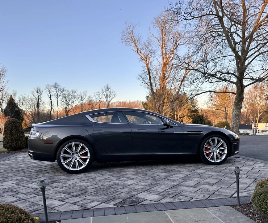 2011 Aston Martin Rapide - Image 19 of 31