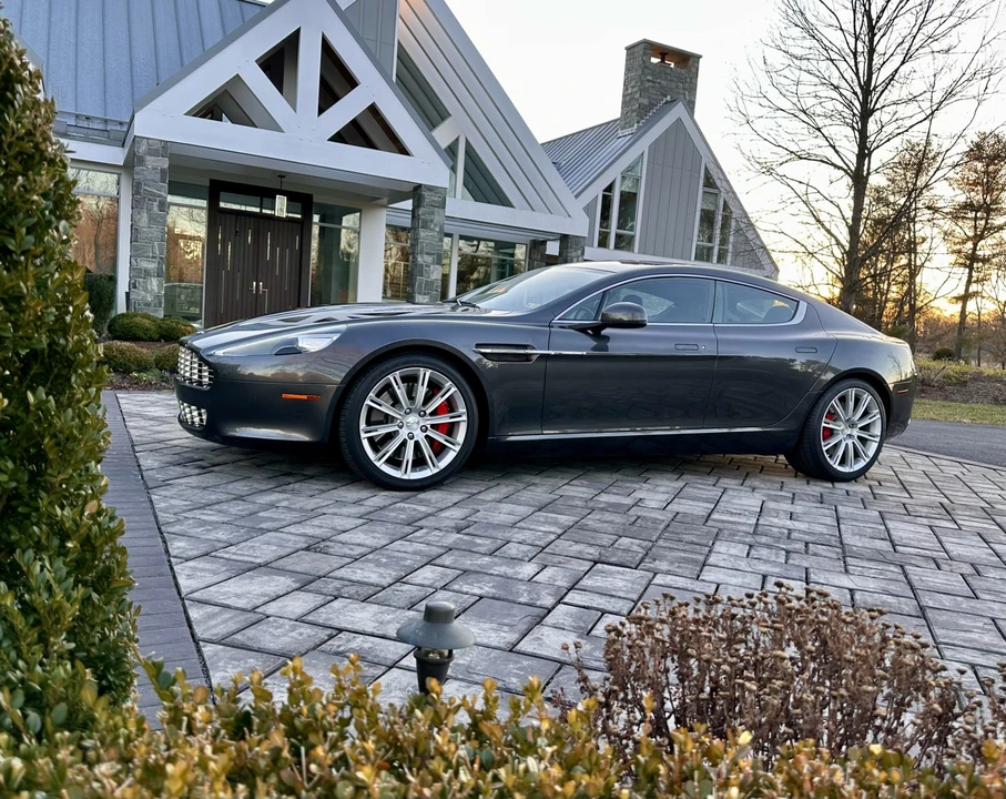 2011 Aston Martin Rapide - Image 2 of 31