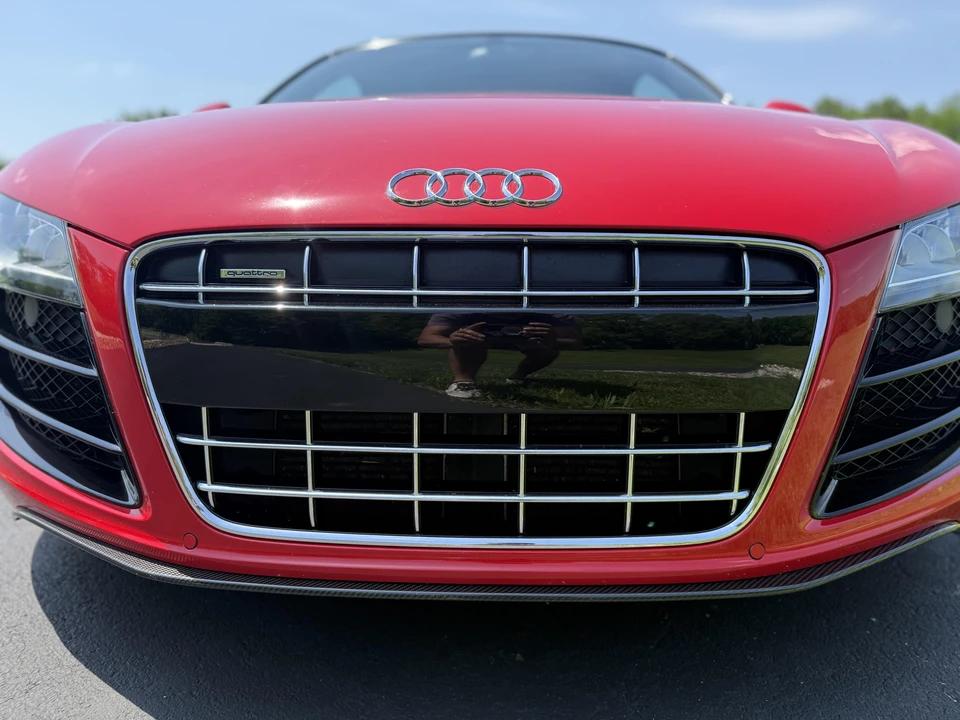 2011 Audi 42 R8 - Image 25 of 31