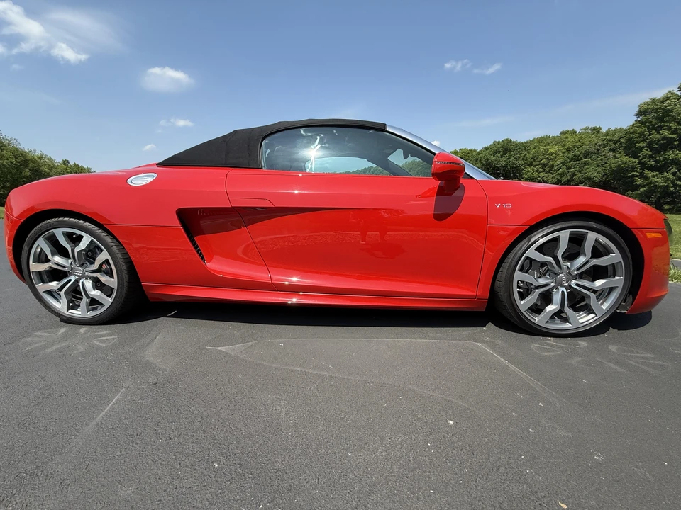 2011 Audi 42 R8 - Image 17 of 31