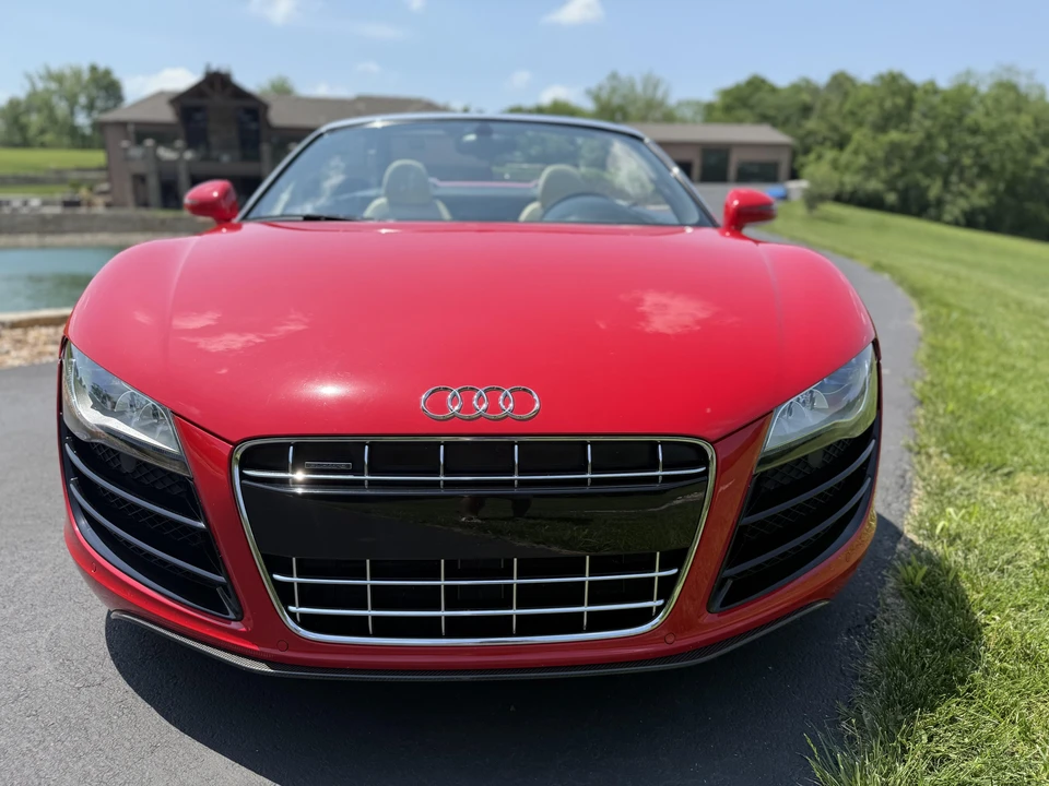 2011 Audi 42 R8 - Image 3 of 31