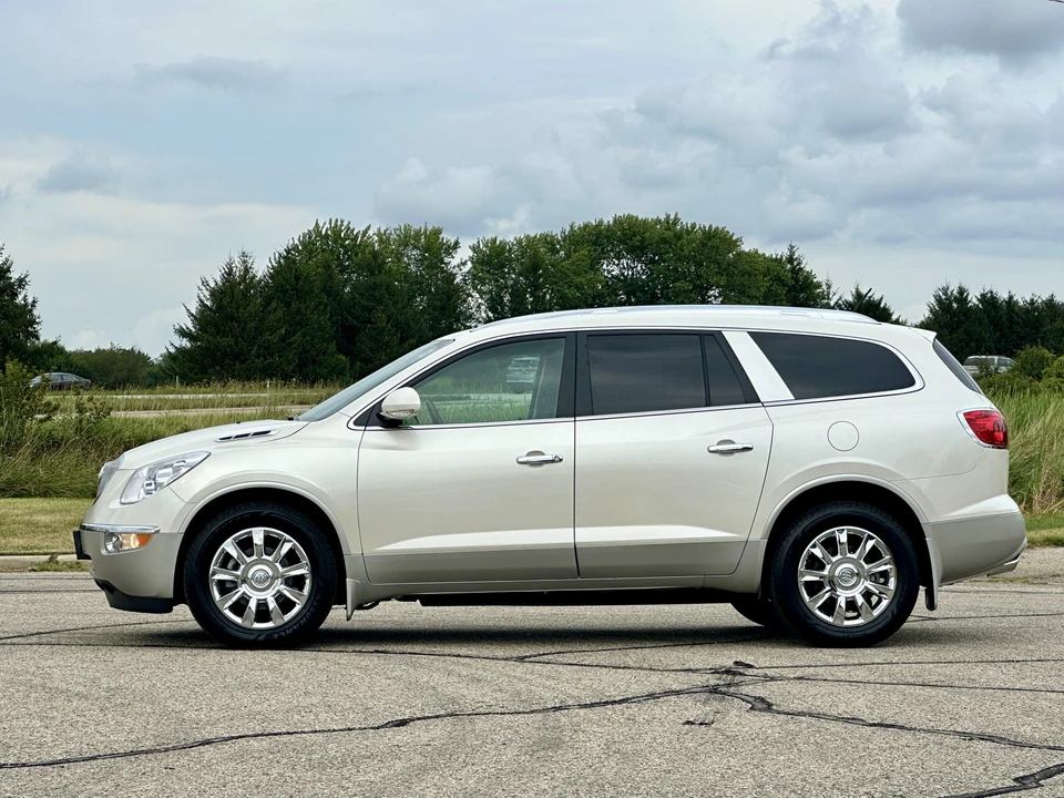 2011 Buick Enclave - Image 8 of 31