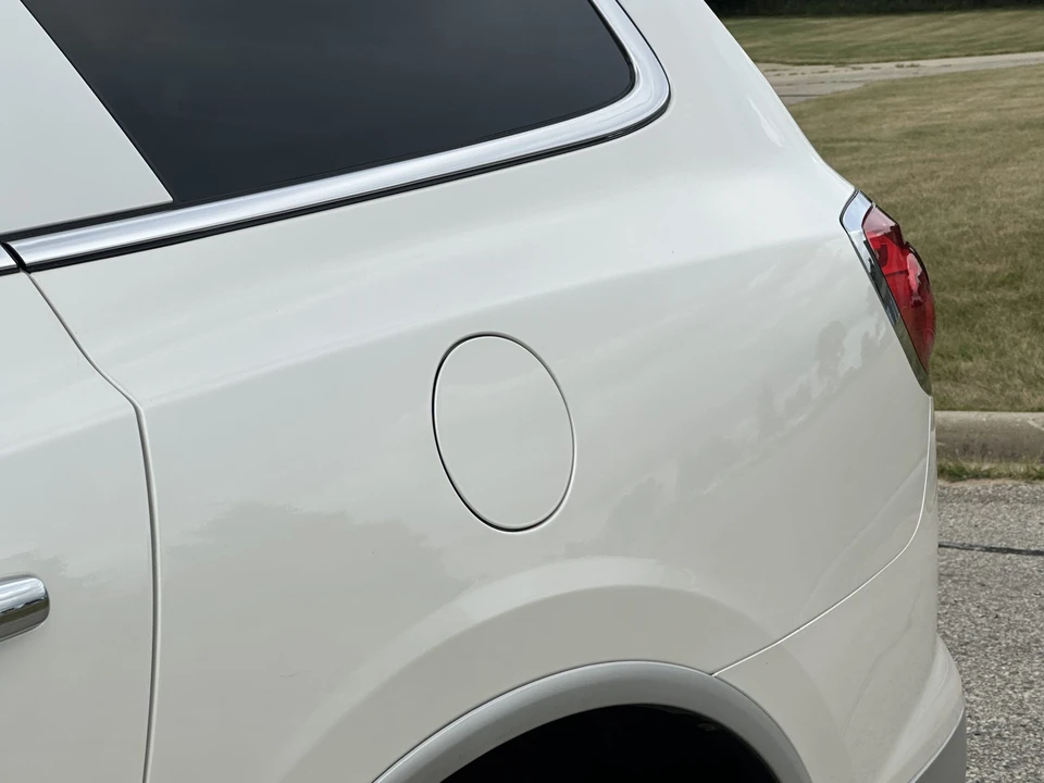 2011 Buick Enclave - Image 25 of 31