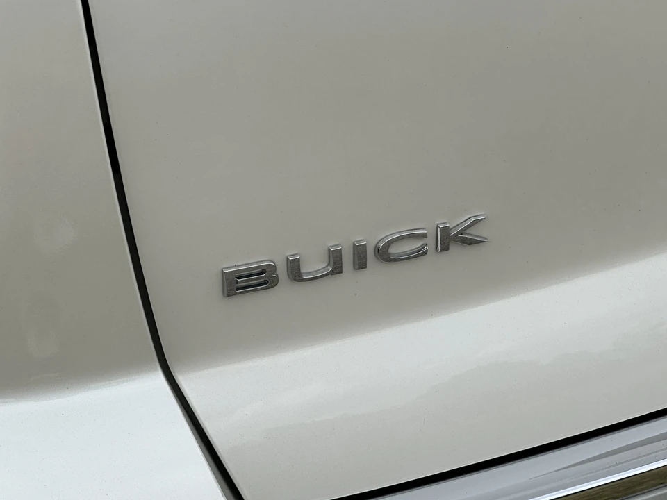 2011 Buick Enclave - Image 28 of 31