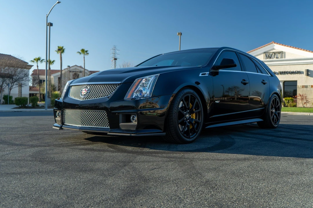 2011 Cadillac CTS-V 2nd Gen - Image 4 of 31