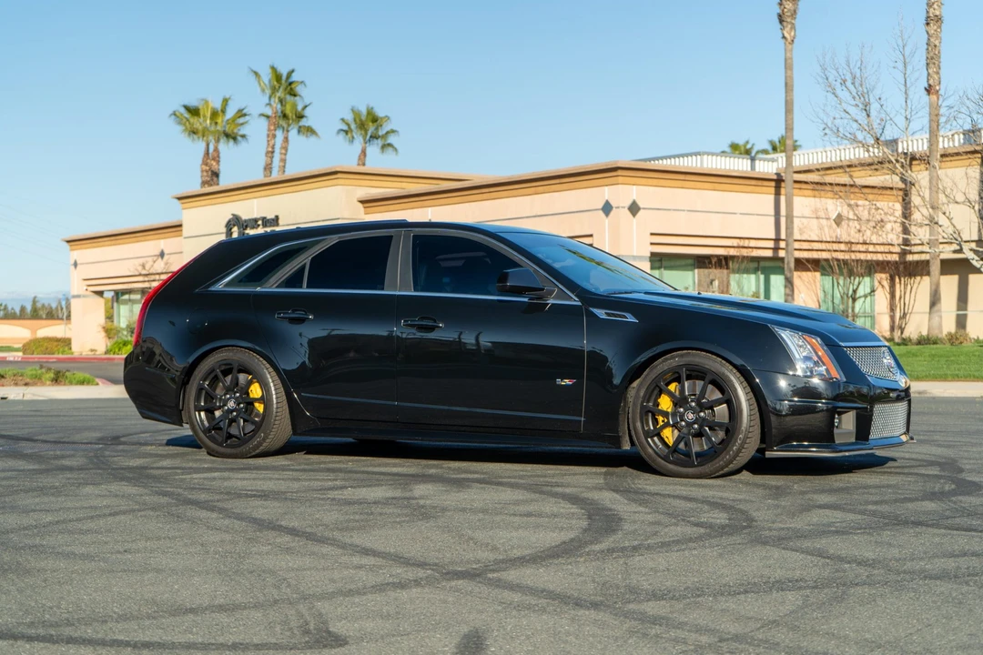 2011 Cadillac CTS-V 2nd Gen - Image 28 of 31