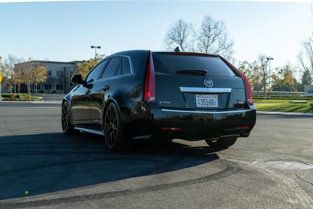 2011 Cadillac CTS-V 2nd Gen - Image 15 of 31