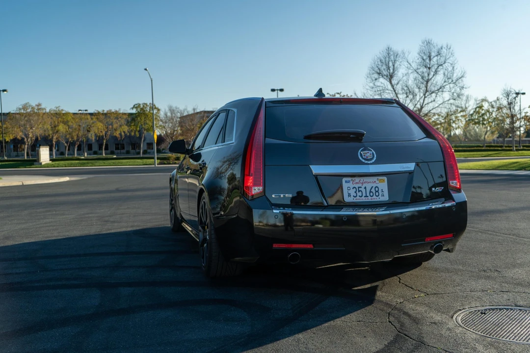 2011 Cadillac CTS-V 2nd Gen - Image 17 of 31